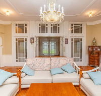 Classic 5 Beds Mt Dandenong Resort - Redcliffe Tourism