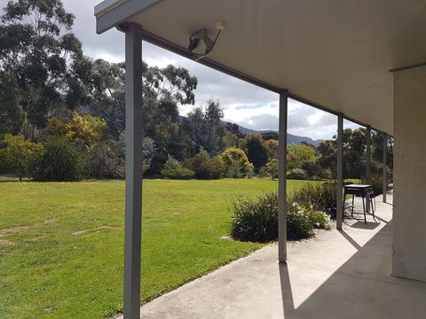 Classic Retreat - Redcliffe Tourism 3