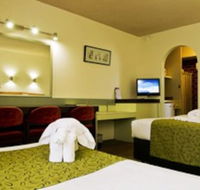 Classic Twin-bed Room 1 In Oakleigh - Redcliffe Tourism