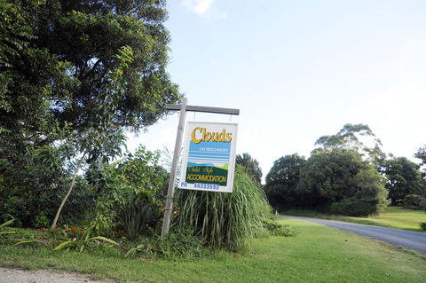 Clouds On Beechmont - Redcliffe Tourism 1