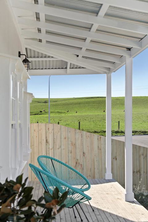 Cloverdale Cottage - Redcliffe Tourism 3