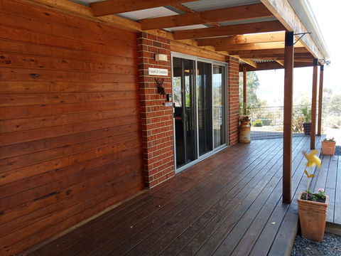 Coast & Country - Redcliffe Tourism 0