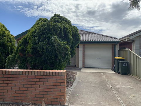 Coco's House - Redcliffe Tourism 0