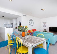 Colour  Swank at The Mill in the Heart of CBD - Redcliffe Tourism