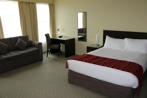 Comfort Inn & Suites City Views - Redcliffe Tourism 3