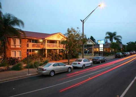 Comfort Inn Blue Lagoon - Redcliffe Tourism 0