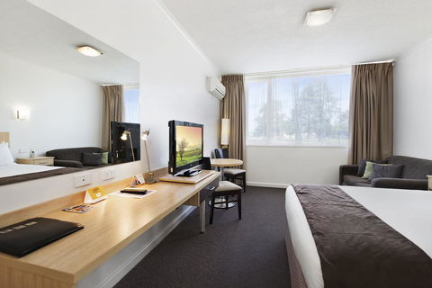 Comfort Inn Capital Horsham - Redcliffe Tourism 1