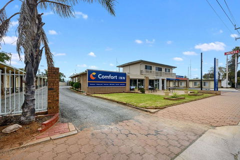 Comfort Inn Flinders On Main - Redcliffe Tourism 0