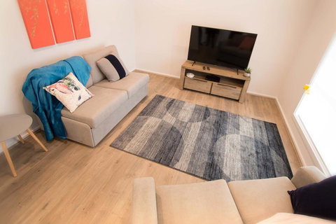 Contemporary Esprit With River Reserve Access - Redcliffe Tourism 2