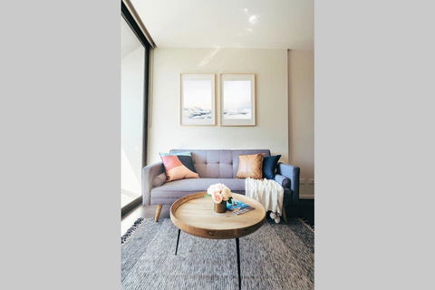 Convenient & Cozy 1BR Next To Mall. 10 Min To CBD - Redcliffe Tourism 2