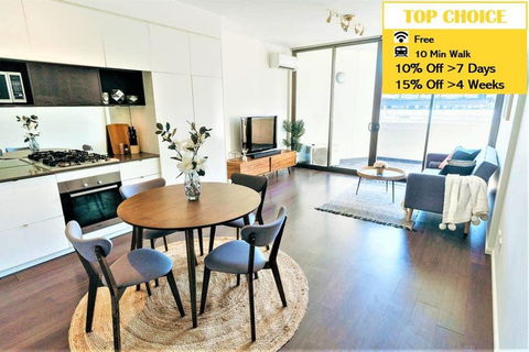 Convenient & Cozy 1BR Next To Mall. 10 Min To CBD - Redcliffe Tourism 0