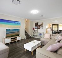 Convenient Location Close To Tuggerah Lake - Redcliffe Tourism