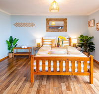 Coota Views Unit - Redcliffe Tourism