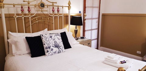 Coppers Hill Private Accommodation - Redcliffe Tourism 0