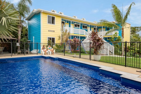Coral Inn Boutique Hotel - Redcliffe Tourism 0