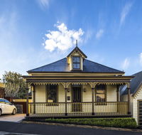 Corinda Contemporary - Redcliffe Tourism