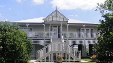 Cornwallis House - Redcliffe Tourism 3