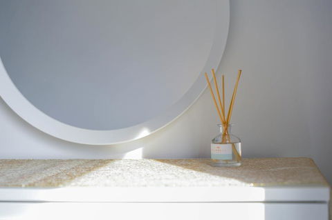 Cosy Apartment Near Racecourse - Redcliffe Tourism 1