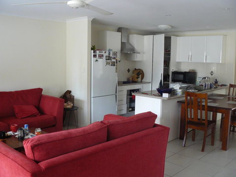 Cosy Home In Yandina - Redcliffe Tourism 1