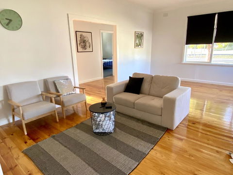 Cottage Natimuk - Redcliffe Tourism 2