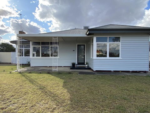 Cottage Natimuk - Redcliffe Tourism 1