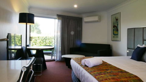 Country Capital Motel - Redcliffe Tourism 2