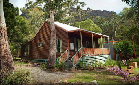 Country Lane Cottage - Redcliffe Tourism 0