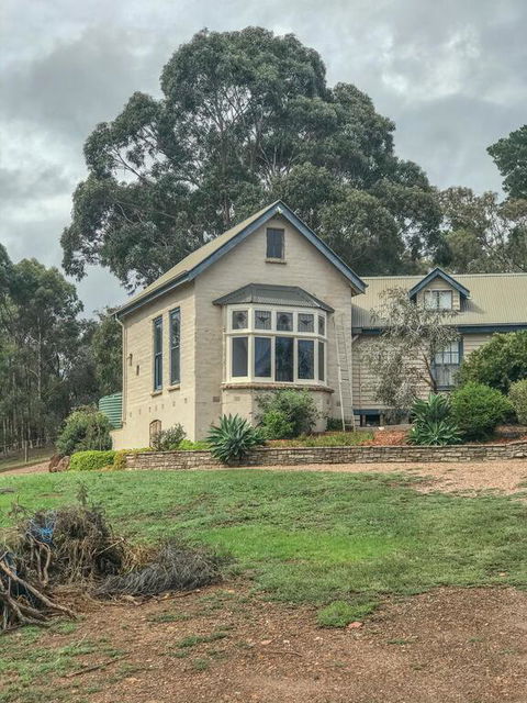 Country Paradise In The Gully - Redcliffe Tourism 3