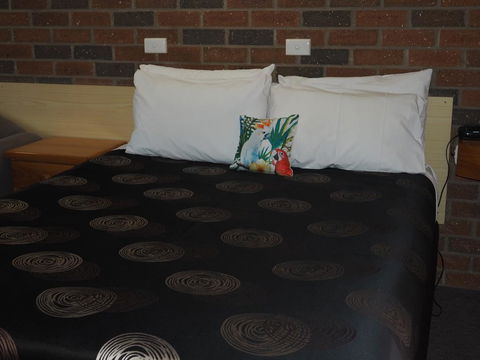 Country Road Motel St Arnaud - Redcliffe Tourism 1