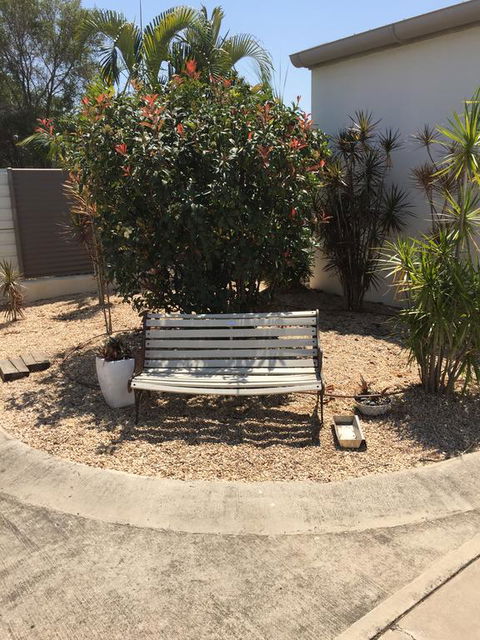 Country Roads Motor Inn Dysart - Redcliffe Tourism 1