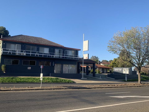 Countryman Motor Inn Cowra - Redcliffe Tourism 3