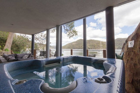 CowanWaters - Redcliffe Tourism 3