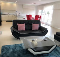 Cowes Holiday Haven - Property 2 - Redcliffe Tourism