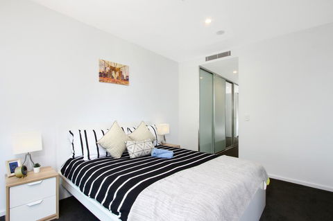 Cozy, Homely Apartment CBR Central - Redcliffe Tourism 2