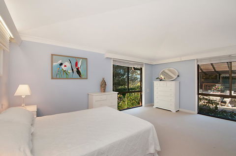 Craigdarroch Courtyard Cottage, 22 Bartle Road - Redcliffe Tourism 1