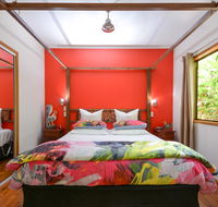 Crater Lakes Rainforest Cottages - Redcliffe Tourism