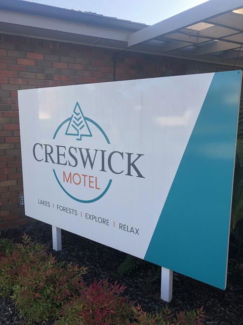 Creswick Motel - Redcliffe Tourism 2