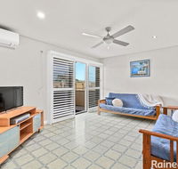 Cumbernauld 5 - 5/12Terrigal Esp - Redcliffe Tourism
