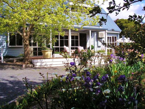 Cumquat Cottage - Redcliffe Tourism 0