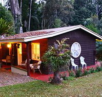 Curtis Cottage - Redcliffe Tourism