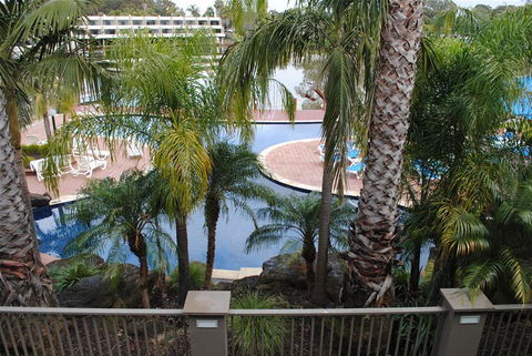 Cypress Waterfront Spa Apartment - Redcliffe Tourism 1
