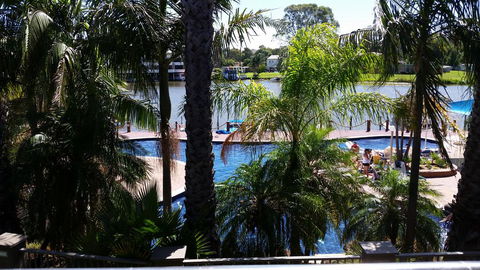 Cypress Waterfront Spa Apartment - Redcliffe Tourism 0