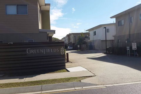 Dee B N B - Redcliffe Tourism 3