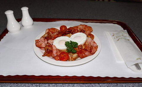 Deniliquin Country Club Motor Inn - Redcliffe Tourism 3