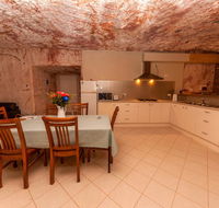 Desert Dwellers Underground BB - Redcliffe Tourism