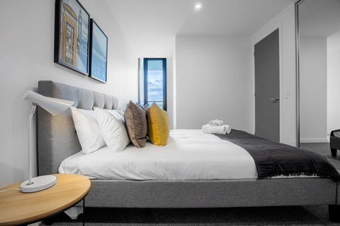 Designer 2 Bdrms APT@Parkville Free Carpark+wifi - Redcliffe Tourism 2
