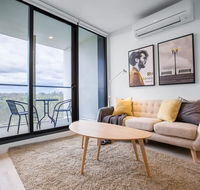 Designer 2 bdrms APTParkville Free carparkwifi - Redcliffe Tourism