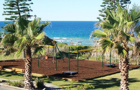 Diamond Beach Holiday Park - Redcliffe Tourism 0