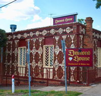 Diamond House Heritage Restaurant and Motor Inn - Redcliffe Tourism