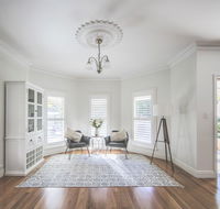 Diggers Beach Cottage - Redcliffe Tourism